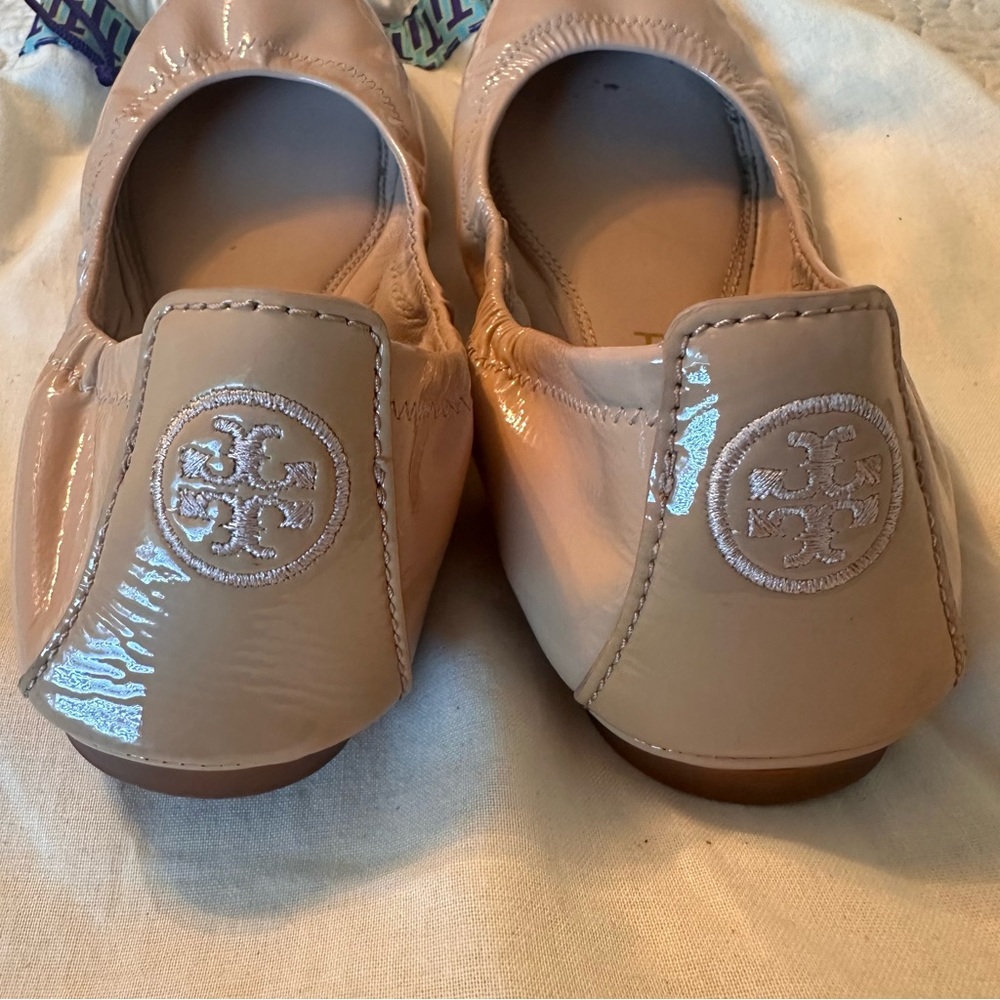 Tory Burch Nude Flats